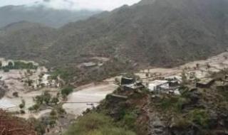 أخبار اليمن : أمطار غزيرة وبَرَد وتحذير من السيول والرياح