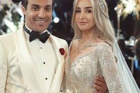 شاهد.. رسالة هبة مجدي إلى العروسين أحمد فهمي وهنا الزاهد