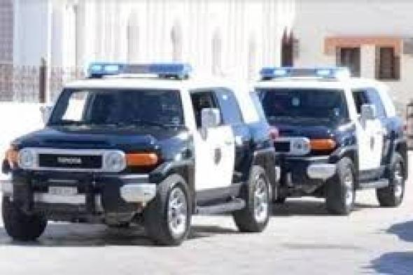 القبض على مواطن ظهر في مقطع وهو يسيء لـ”رجال الأمن” في مكة