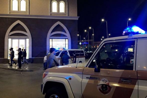 السعودية.. شرطة الرياض تقبض على "فلسطيني وروسية" يروجان لممارسات غير أخلاقية
