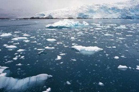 ارتفاع قياسي لدرجات الحرارة في القطب الشمالي يسبب ذوبان الجليد
