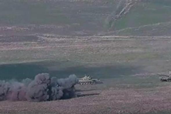 لحظة قصف أذربيجان لقوات أرمينية .. فيديو
