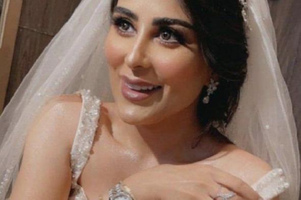 زارا البلوشي تحتفل بزواجها وتستعرض فستان زفافها.. بالصور