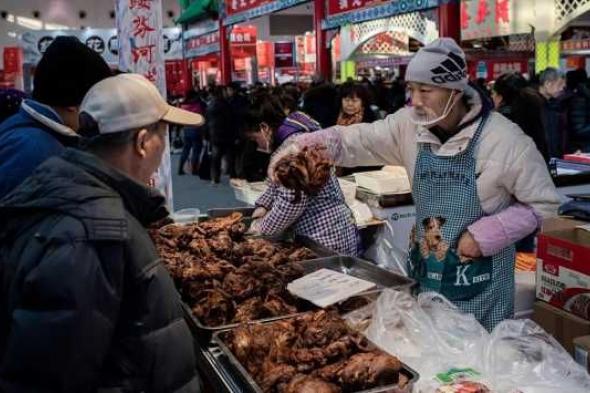 الصين تدعو مواطنيها إلى تخزين مواد غذائية استعدادا لحالة طوارئ