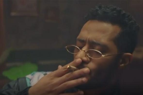 أصدقائه تحولوا لكفار قريش بسبب سيجارة محشية.. محمد رمضان يطرح برومو “باي باي ثانوية”