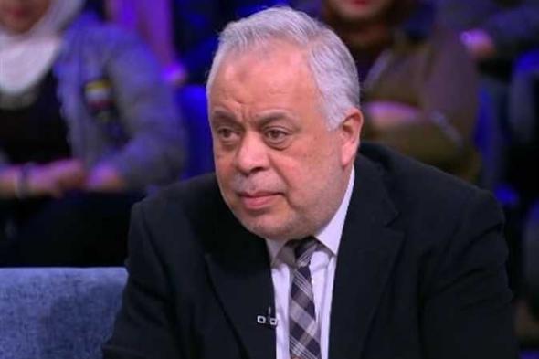 أشرف زكي: محمد صبحي قامة كبيرة نرفض الإساءة له وباسم السمرة أخطأ في حق تركي اَل الشيخ