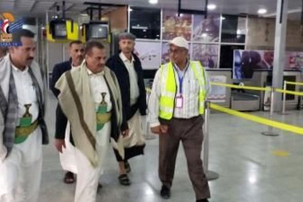 أخبار اليمن : وزير النقل يجدد التأكيد على جهوزية مطار صنعاء الدولي لاستقبال الرحلات