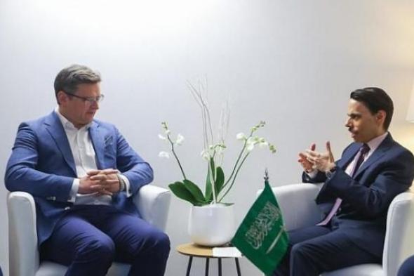 وزير الخارجية السعودي يؤكد على دعم المملكة لخفض التصعيد في أوكرانيا