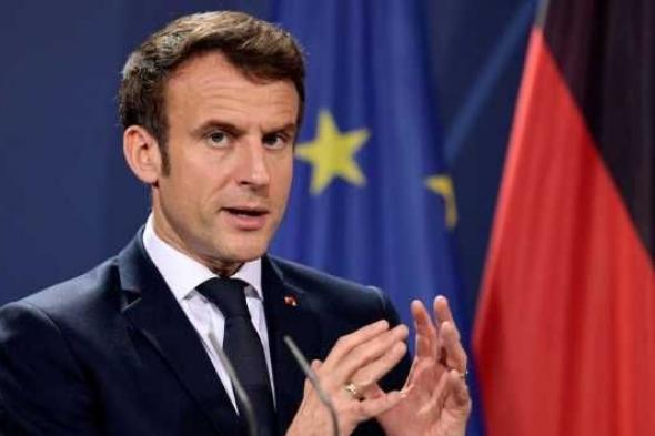ماكرون يؤكد استعداد فرنسا لتلبية احتياجات أوكرانيا للأسلحة الثقيلة