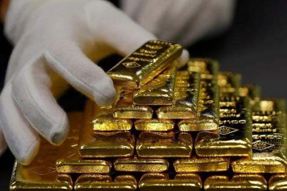أسعار الذهب تتراجع محليا عقب قرار الفيدرالي الأمريكي