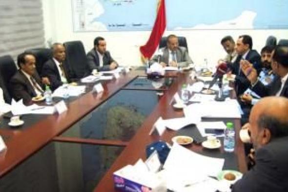 أخبار اليمن : الدرة يحذر مجدداً من تداعيات "صافر"