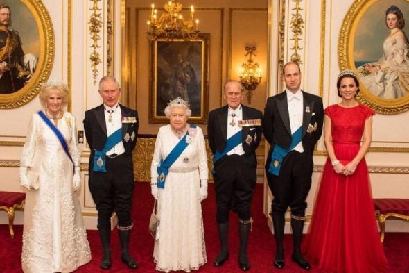 سبع دول تحكمها ملكة بريطانيا إليزابيث الثانية حتى آخر يوم في حياتها.. لن تتوقع الأسماء؟