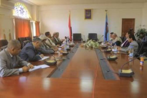 أخبار اليمن : لقاء بين المؤتمر وانصار الله يشدد على أهمية مواجهة العدوان والحفاظ على ثوابت الوطن