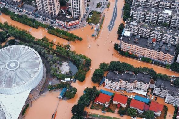 توقف مترو الأنفاق وعمليات إجلاء في فوجيان بالصين بسبب الإعصار هايكوي