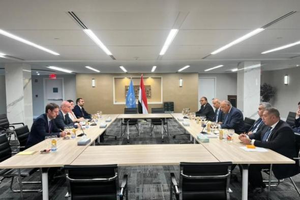 وزير الخارجية يلتقي مع وزير شئون أوروبا والخارجية الألبانية على هامش أعمال...