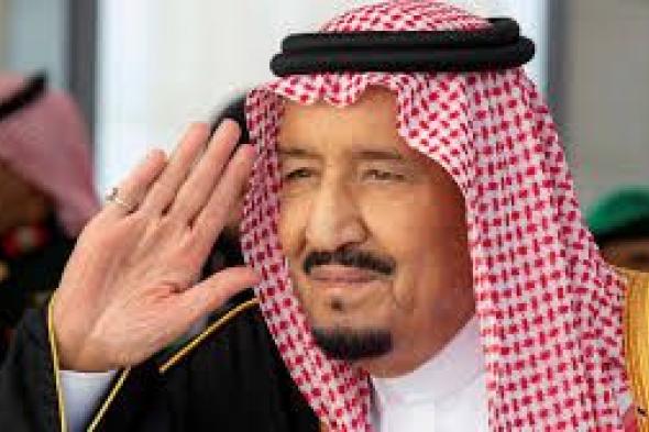 قرارات تسر المقيمين..السعودية تُعفي 5 جنسيات جديدة من تأشيرة الخروج والعودة ورسوم المرافقين