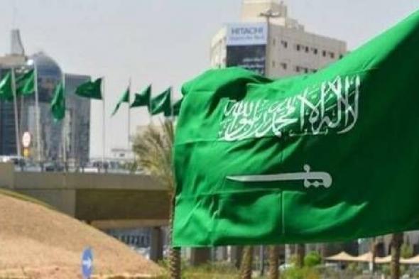 عرضا حياة الآخرين للخطر .. السعودية تعلن اعتقال مواطنين أطلقا النار بمكان عام (فيديو)