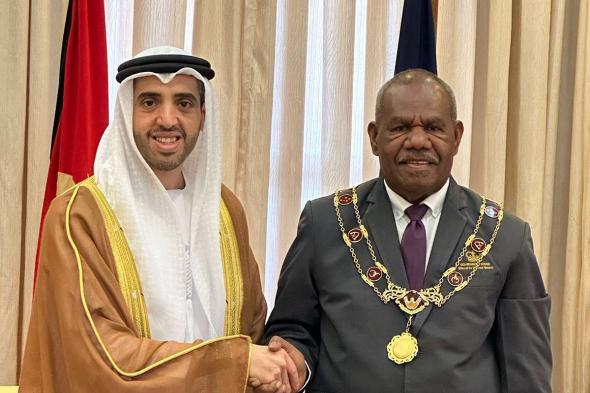 سفير الإمارات غير المقيم يقدم أوراق اعتماده إلى حاكم عام بابوا غينيا الجديدة