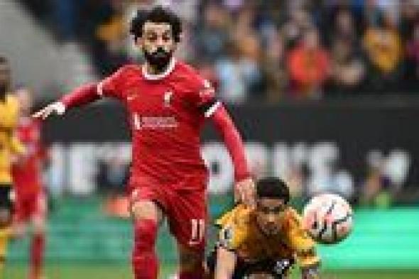 ليفربول يحدد بديل محمد صلاح من قلب الدوري الإيطالي