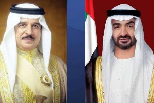 رئيس الدولة يعزي هاتفياً ملك البحرين في شهداء الواجب