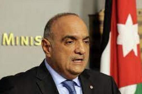 رئيس وزراء الأردن يؤكد أهمية تعزيز التعاون الثنائى بين عمان وبغداد