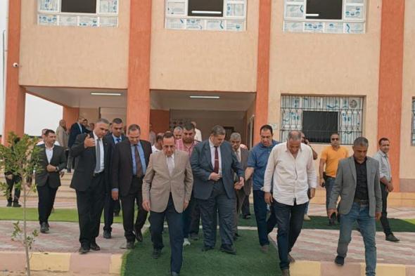 بتكلفة 13 مليون جنيه وتسع 480 طالب.. محافظ شمال سيناء يفتتح المدرسة الثانوية المعمارية بالعريش