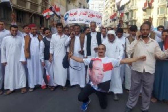 مسيرة للقبائل العربية تصل ميدان القائد إبراهيم بالإسكندرية لدعم الرئيس