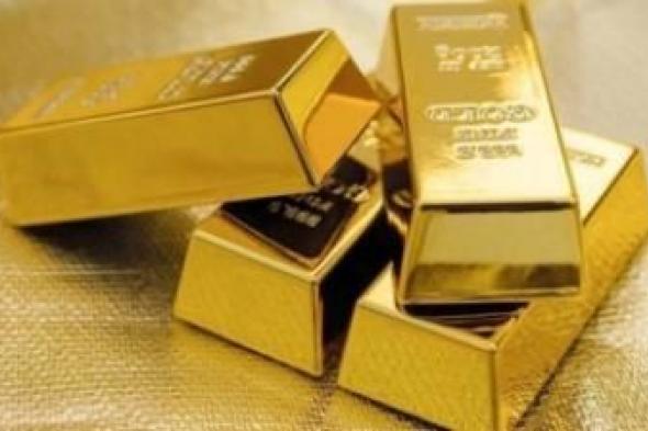 الذهب يرتفع مستفيداً من تراجع الدولار