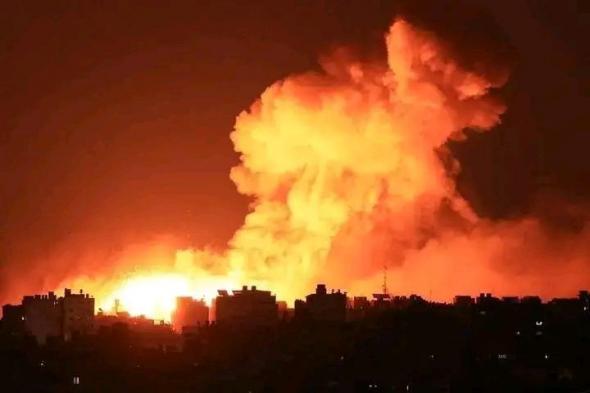 عاجل - الكيان الصهيوني يشن هجوم وحشي على غزة مستخدما قنابل الفسفور الأبيض المحرم استخدامها دوليا