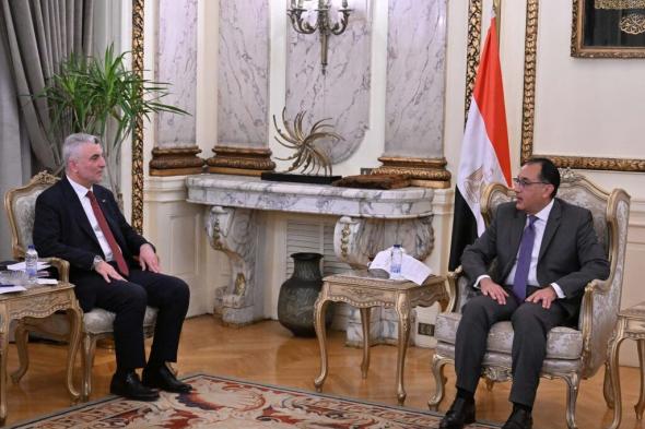 رئيس الوزراء: نشجع القطاع الخاص المصري على زيادة التعاون مع…