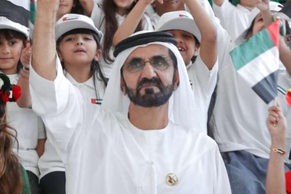 محمد بن راشد: علم الإمارات رمز اتحادنا وراية مجدنا