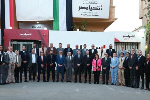 الحملة الرسمية للمرشح الرئاسي عبد الفتاح السيسي تستقبل وفد من النقابة العامة للعاملين بالبترول