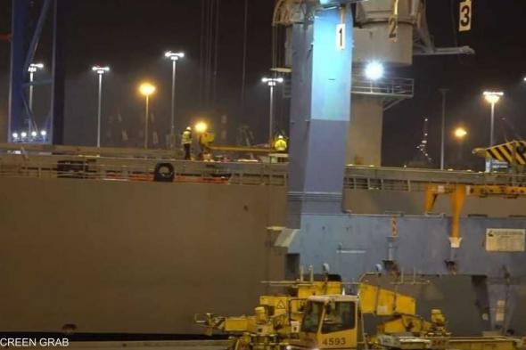 العالم اليوم - فيديو من ميناء أشدود.. وصول 2500 طن من الأسلحة لإسرائيل