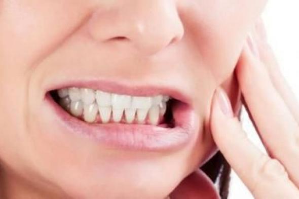 صرير الأسنان: أسبابه ومخاطره