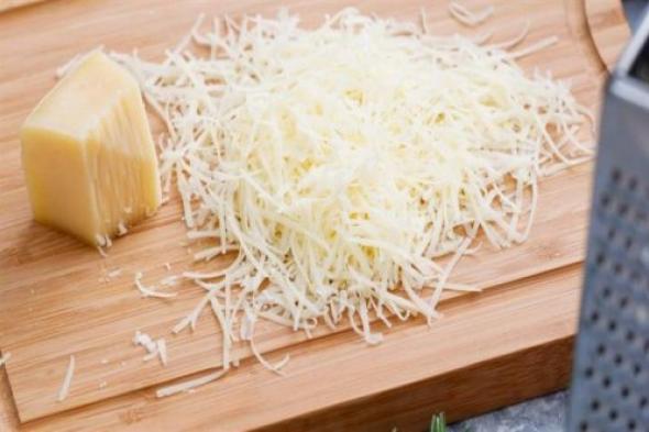الموتزاريلا المطاطية.. وصفة سهلة واقتصادية لتحضير ألذ الجبن في المنزل بمقادير اقتصادية ناجحة