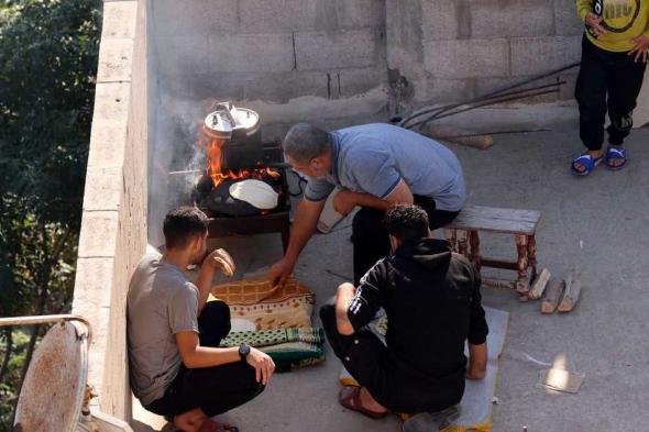 العالم اليوم - العودة إلى الحطب.. كيف أثرت أزمة الوقود على الطهي في غزة؟