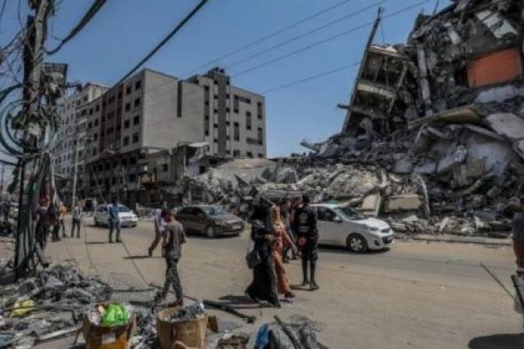 شهيدان وإصابات بقناصة الاحتلال على العائدين لشمال غزة