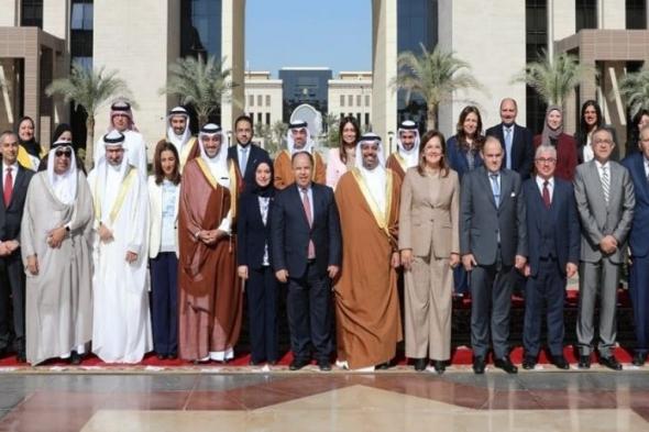 رئيس هيئة الاستثمار يلتقي وزير المالية والاقتصاد البحريني…