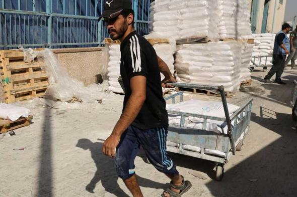 العالم اليوم - "أكبر قافلة مساعدات منذ 7 أكتوبر" تدخل غزة الجمعة