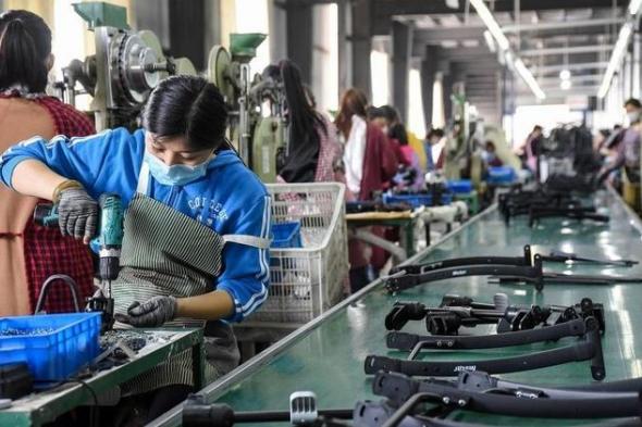 النشاط الصناعي في الصين ينكمش لثاني شهر على التوالي