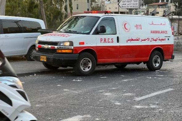 الهلال الأحمر الفلسطيني: الاحتلال استهدف سيارتي إسعاف أثناء نقلهما المصابين بمنطقة الفالوجا