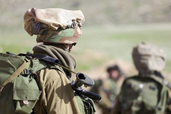 تفاصيل عن لواء المظليين الإسرائيليين الذي تأسس سنة 1949 وخسر قائده والعديد من جنوده في حرب غزة