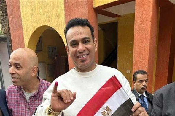 تأييدًا للسيسي.. محمود الليثي يقود مسيرة لحث المواطنين على الانتخاب