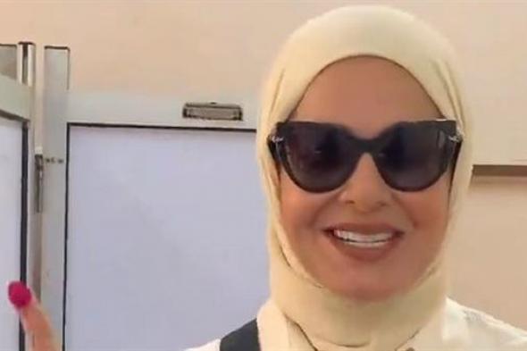 منى عبد الغني تدلي بصوتها في الانتخابات الرئاسية 2024