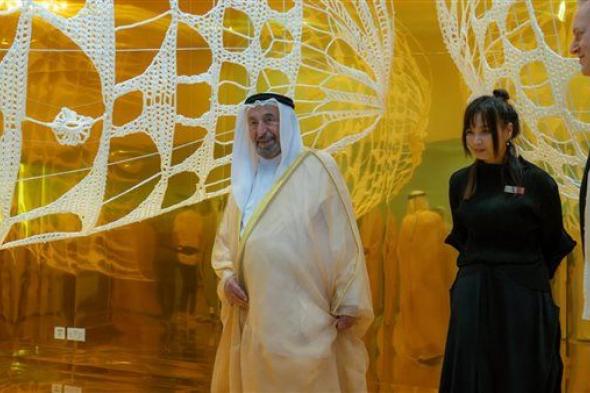 حاكم الشارقة يفتتح الدورة الخامسة والعشرين من مهرجان الفنون الإسلامية (صور)