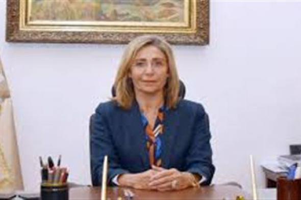 وزيرة الثقافة‏ تُقدم واجب العزاء للدكتورة إيناس عبد الدايم في وفاة زوجها