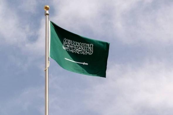 منح الجنسية السعودية لـ 3 فئات من المقيمين ومعاملتهم كمواطنين سعوديين