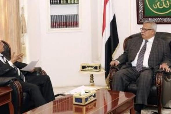 أخبار اليمن : بن حبتور يجدد التزام الحكومة بتنفيذ توصيات البرلمان