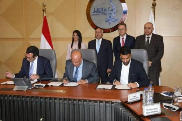 توقيع اتفاقية الحلول بين هيئة ميناء دمياط و شركة دمياط أليانس لمحطات...