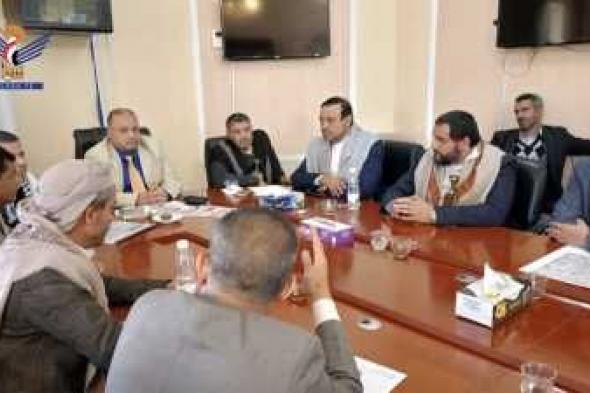 أخبار اليمن : صنعاء: اجتماع لمناقشة معوقات تنفيذ مشاريع الطرق